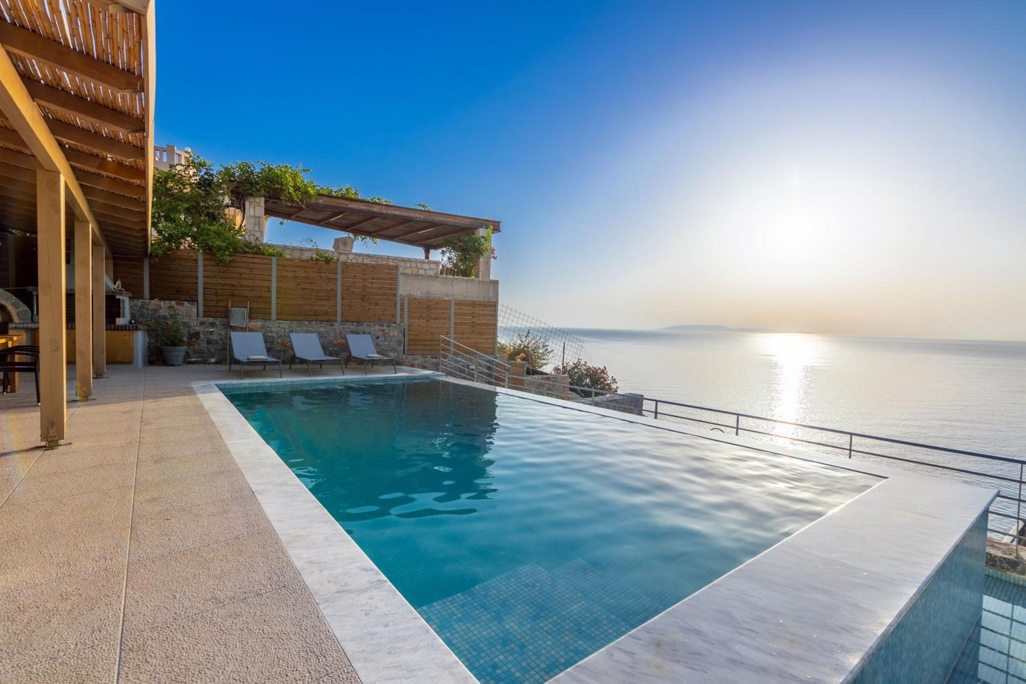 Rocca Al Mare Seaside Villas Palaiokastro  ภายนอก รูปภาพ